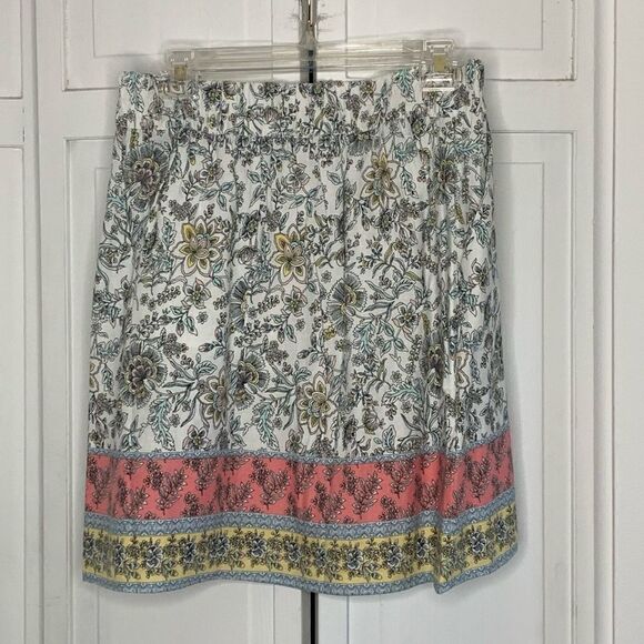 LOFT Border Floral Linen Blend Pull On Skirt - Picture 7 of 9